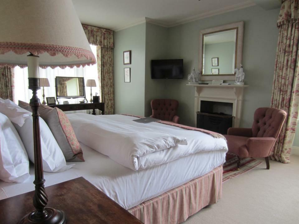The Loch Lomond Arms Hotel Luss Exteriör bild